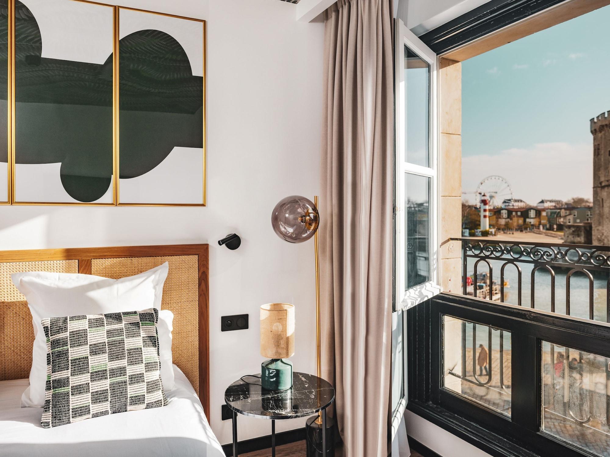 Maisons Du Monde Hotel & Suites - La Rochelle Vieux Port エクステリア 写真