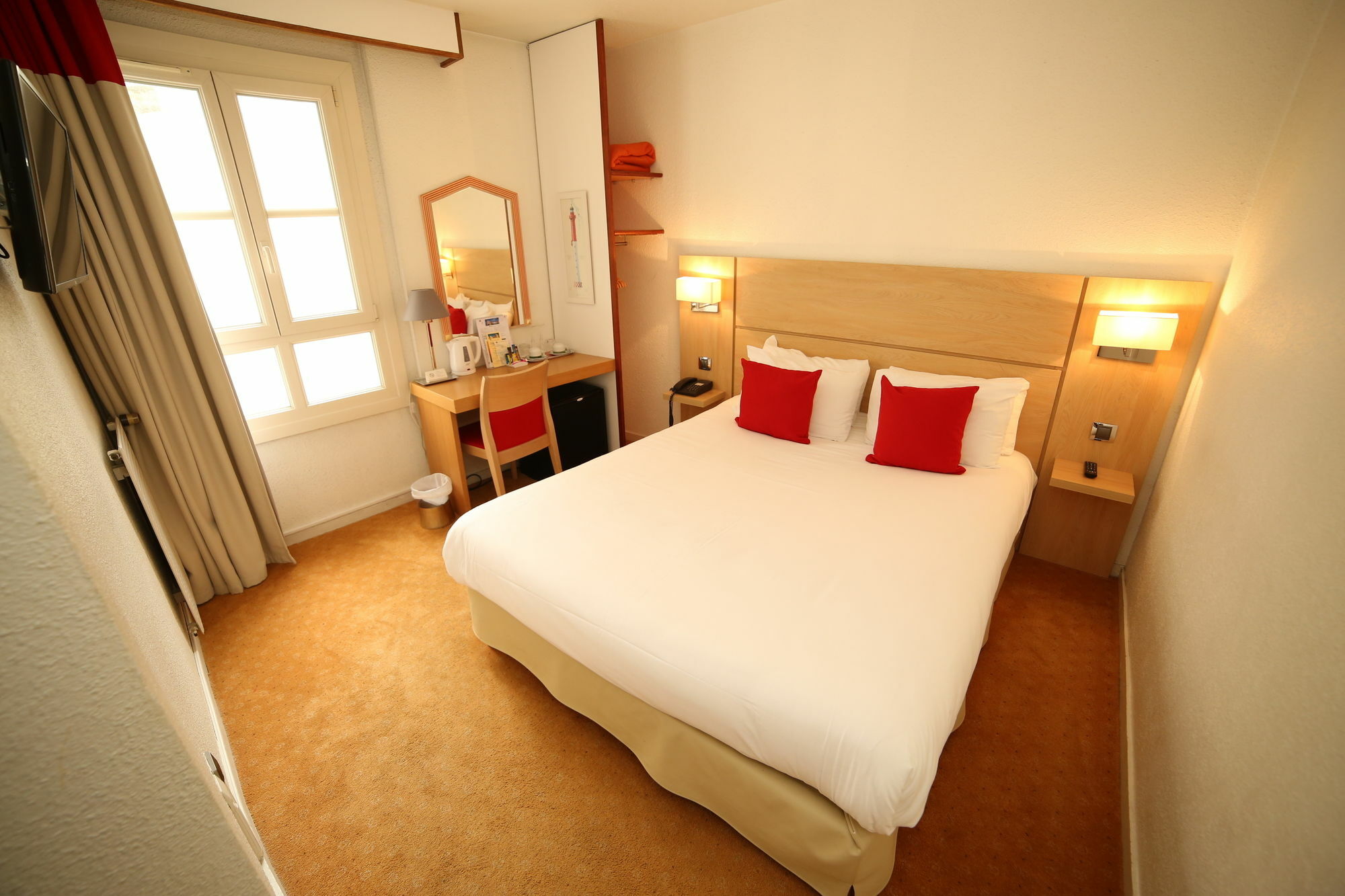 Maisons Du Monde Hotel & Suites - La Rochelle Vieux Port エクステリア 写真